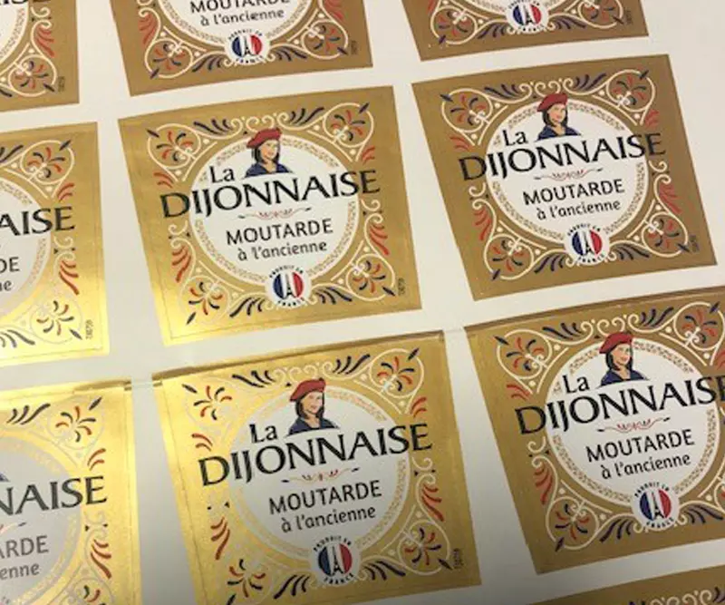 Planche imprimée d'étiquettes dorées de moutarde à l'ancienne La Dijonnaise